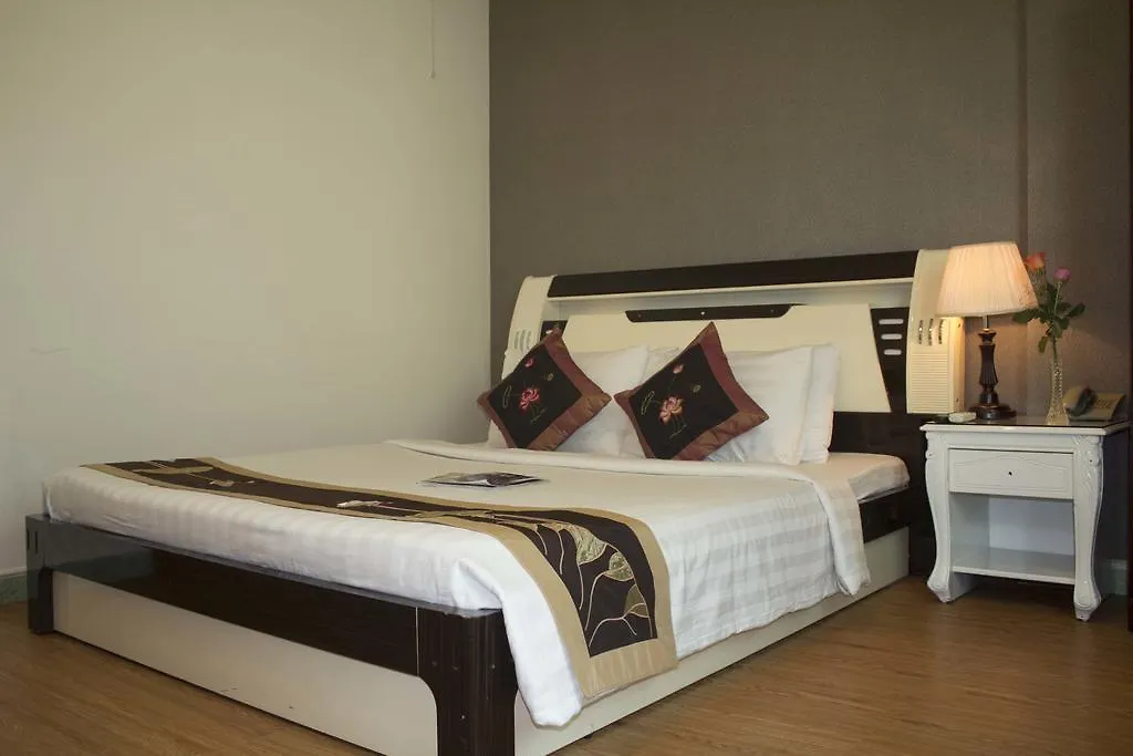 Blue Wind Hotel Ho Chi Minh City 2*,  Vietnam